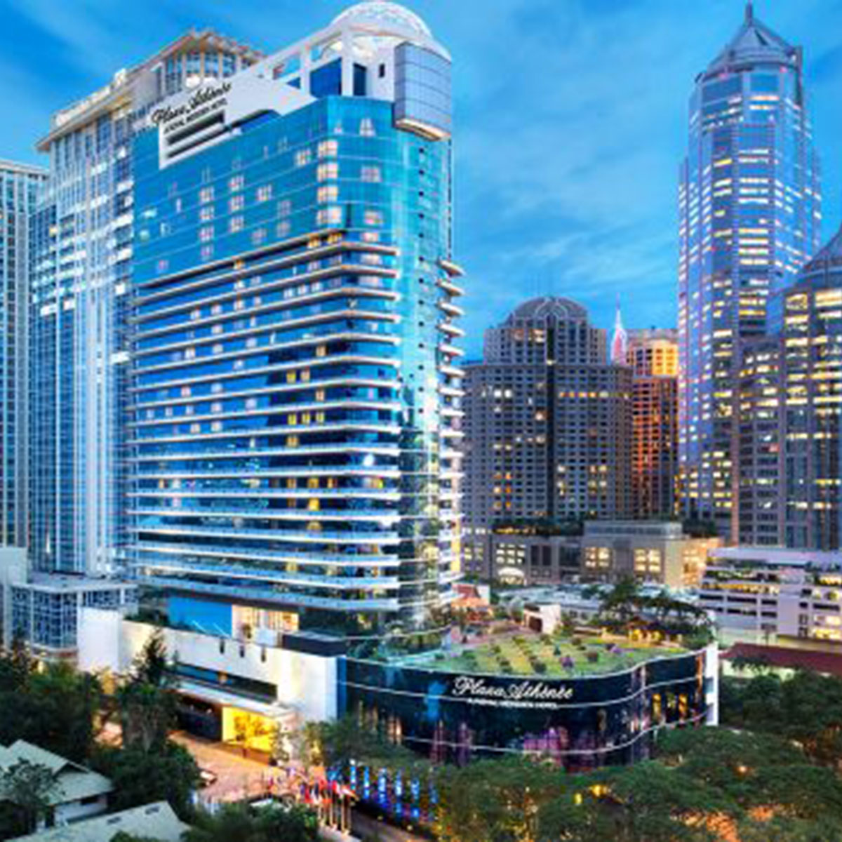 Plaza Athenee , Bangkok